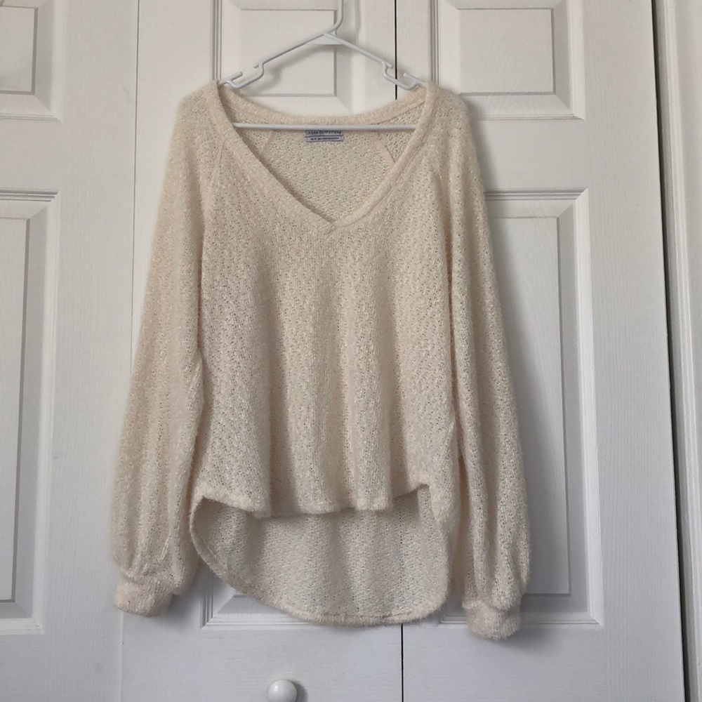 Urban outfitters size xs cream v neck sweater